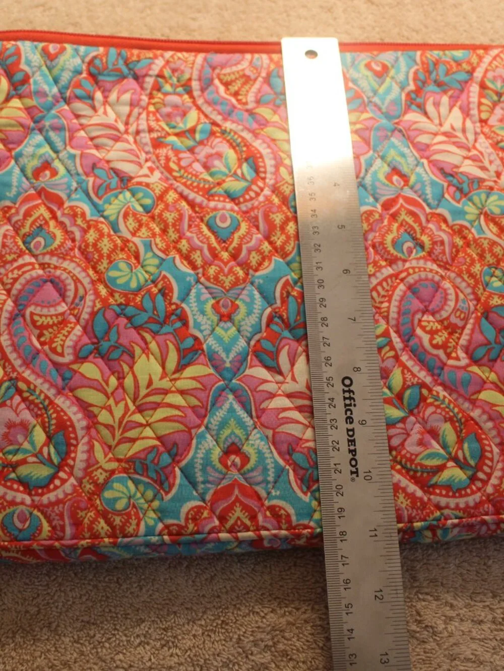 Vera Bradley SKU259 Colorful Quilted Paisley Floral